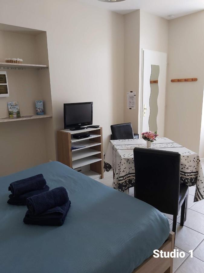 Appartements Danciu Jonzac Extérieur photo