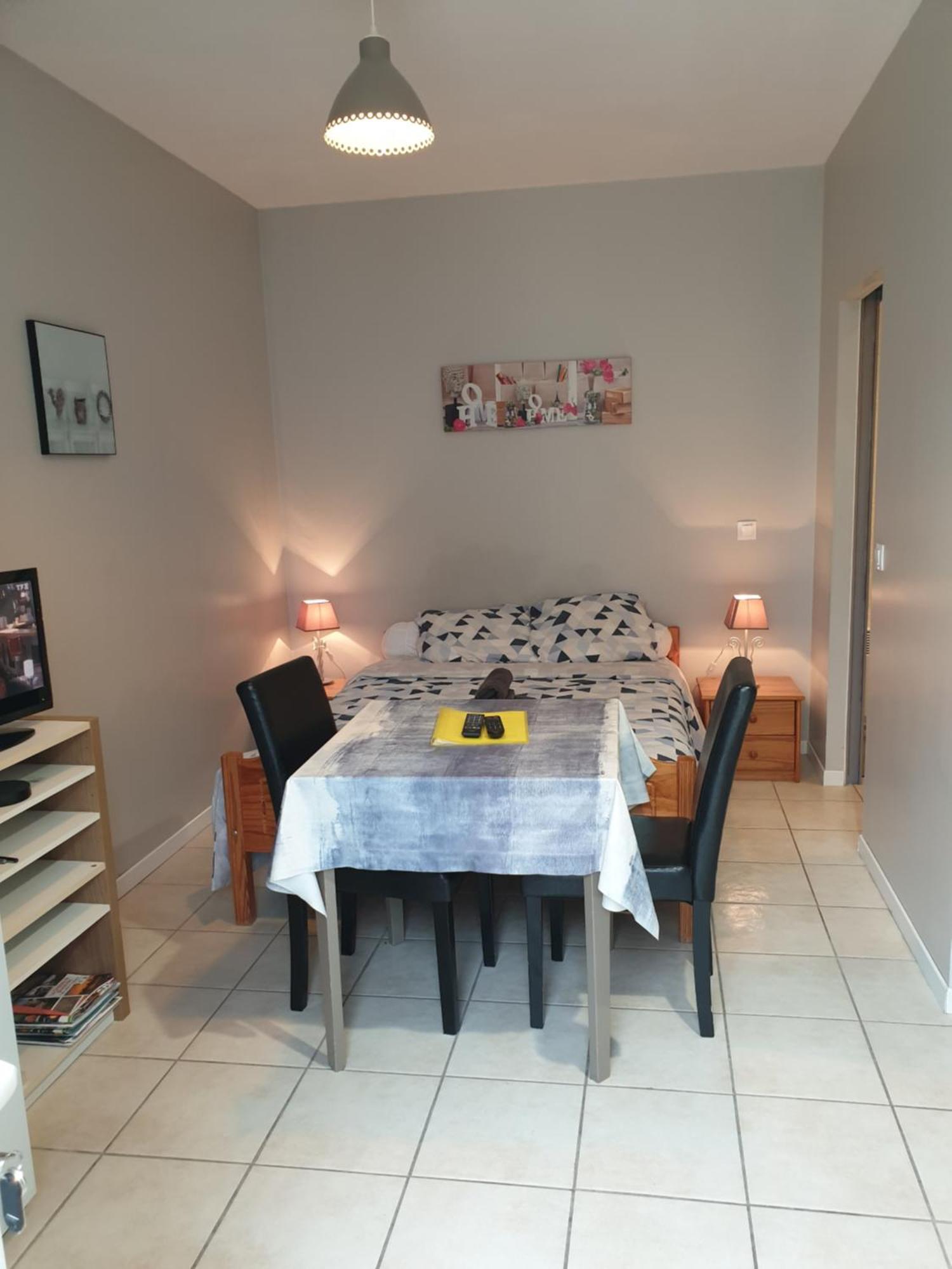 Appartements Danciu Jonzac Extérieur photo